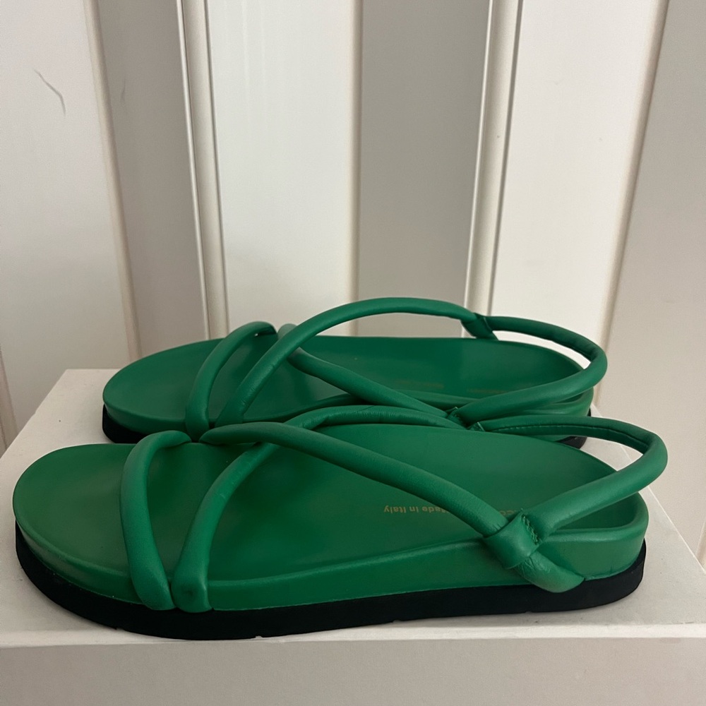 LIVIANA CONTI 
Sandals Soft Leather